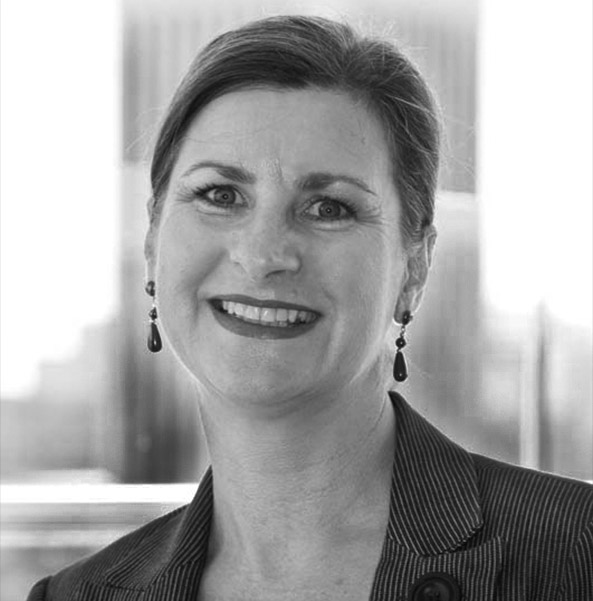 Photographic portrait of Deanne Loan