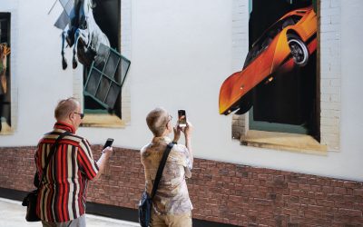 The Queen’s Wall Artwork Unveiled: Celebrating the Historic Queen’s Theatre